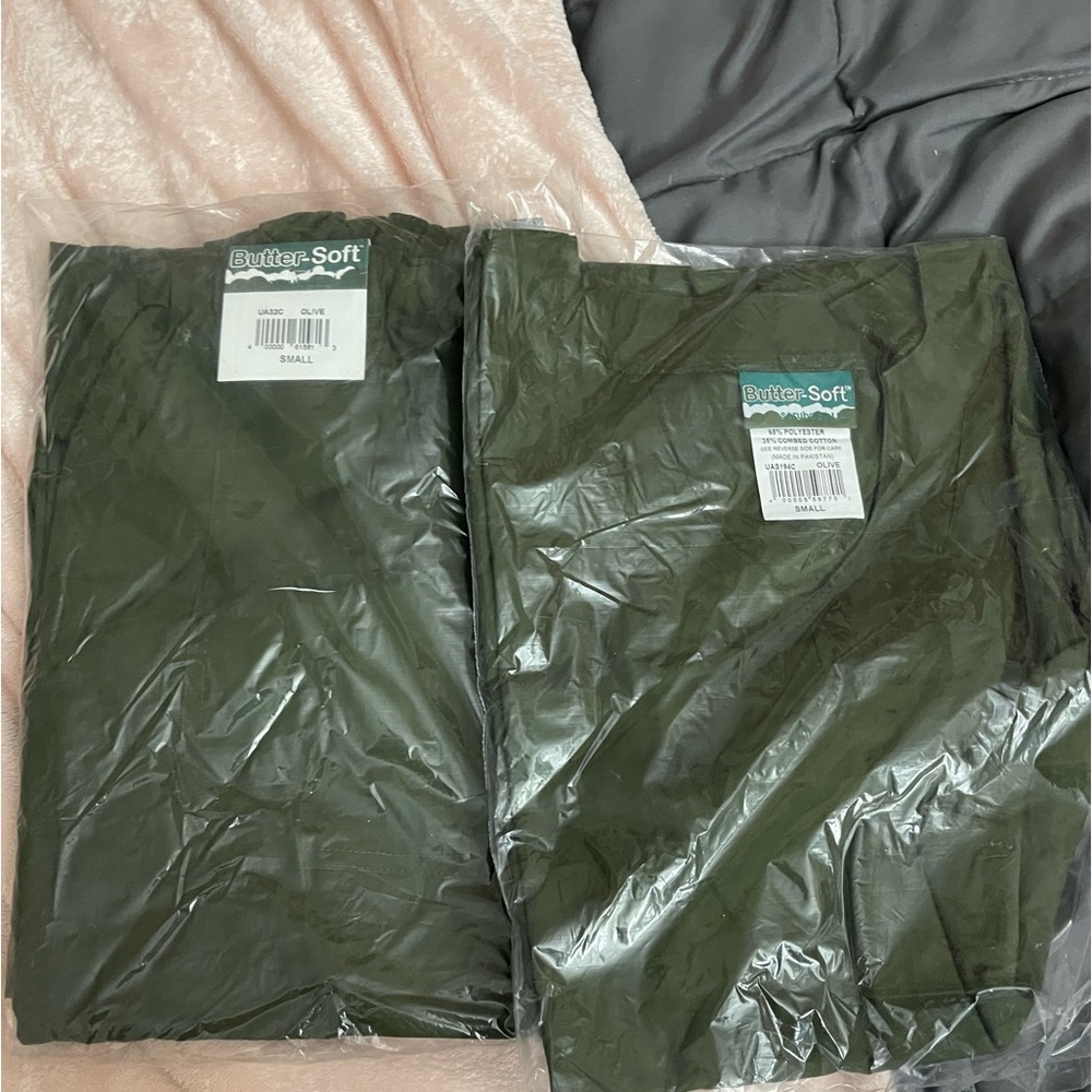 Brand new Scrubs!
